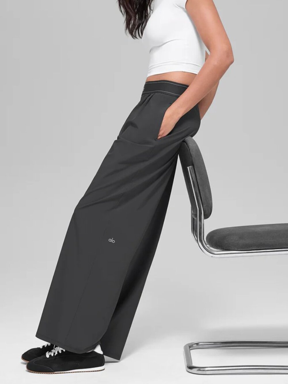ALO Yoga Women's Pants, Dark Grey ✨ Regular 30 inches in length - Picture 8 of 8